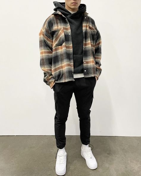 Flannel Sweatshirt Outfit Men, Flannel Over Sweatshirt Men, Flannel And Sweatshirt Outfit Guys, Flannels Mens Outfit, Flannel Outfits Men Winter, Outfits For Winter Men, Flannel With Hoodie Outfit, Plaid Jacket Outfit Men, Boys Flannel Outfit