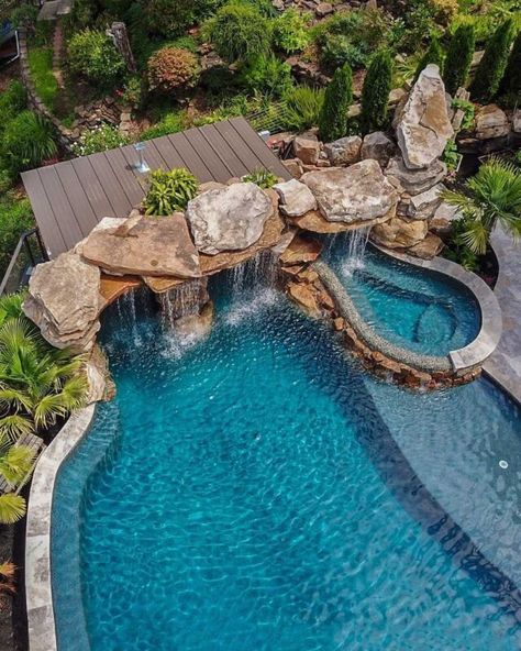 Insane Pools Off The Deep End TV Series – Lucas Lagoons Insane Pools, Off The Deep End, Cheap Pool, Dream Backyard Pool, Luxury Swimming Pools, Pool Landscape, Pool Pool, Pool Remodel, Mini Pool