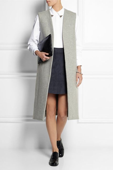 Sarafon Style, Sleeveless Coat Outfit, Outer Long, Long Waistcoat, Grey Clothing, Long Outer, Stylish Outfits For Women Over 50, Sleeveless Coat, Corporate Fashion