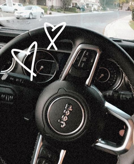 Jeep Steering Wheel Aesthetic, Steering Wheel Aesthetic, Jeep Steering Wheel, Wheel Aesthetic, Jeep Inspiration, 16 Wishes, Jeep Unlimited, Apple Aesthetic, Cars Jeep