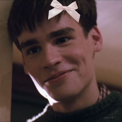 Neil Perry from Dead poets society Neil Perry Pfp, Neil Perry Icon, Neil Dead Poets Society, Neil Perry Aesthetic, Dead Poets Society Aesthetic, Young Neil, Neil Perry, Robert Sean Leonard, Sean Leonard