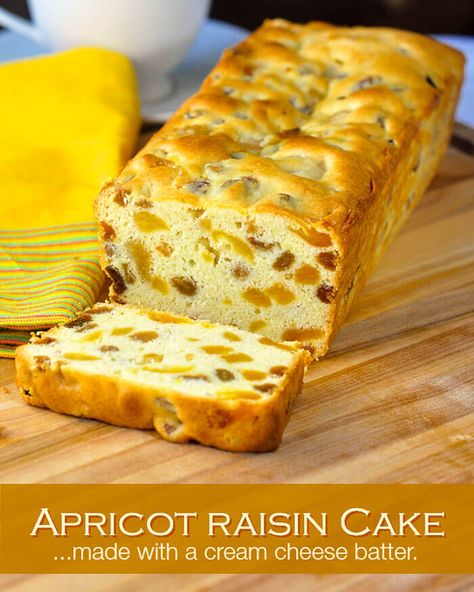 Apricot Raisin Cake. One of the most popular seasonal cake recipes here in Newfoundland during the Holidays, but it is easy enough to be enjoyed any time of year. Fruit Cake Loaf, Offset Spatula, Newfoundland Recipes, Raisin Cake, Apricot Cake, Fruit Cake Recipe, Cake Loaf, Hot Cake, Kek Lapis