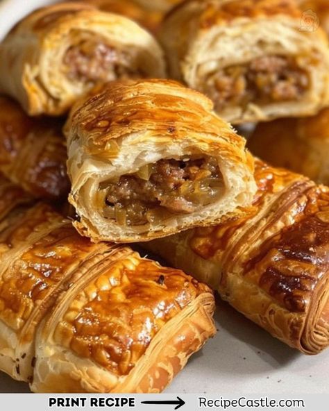 Alyssa Kitchen Sausage Crescent, Sausage Crescents, Sausage Cream Cheese, Sausage Rolls Recipe, Food For Parties, Cheese Cheddar, Snack Lunch, Crescent Dough, Quick Appetizers