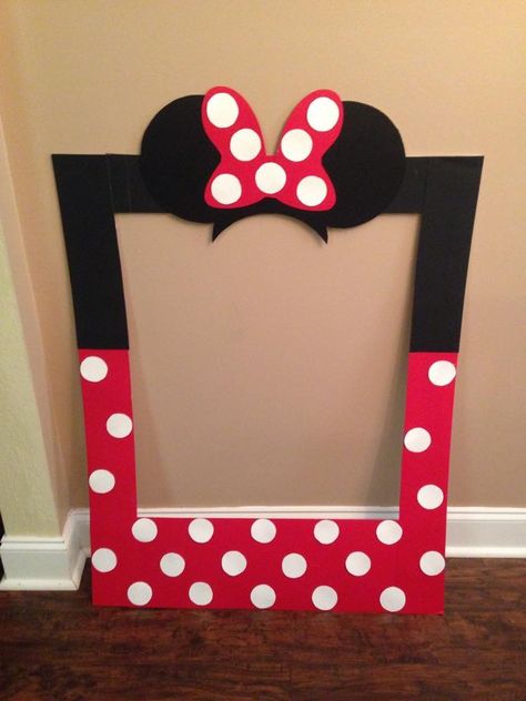 Farmers Photography, Γενέθλια Mickey Mouse, Minnie Mouse Birthday Theme, Minnie Mouse Decorations, Twodles Birthday, Minnie Mouse Birthday Party Decorations, Minnie Mouse First Birthday, Minnie Mouse Birthday Decorations