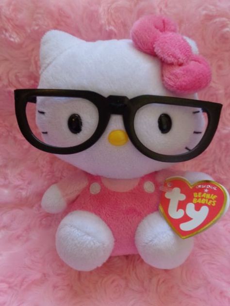 Nerdyyy.... ♡ Aesthetic Homeware, Sanrio Merchandise, Kitty House, Hello Sanrio, Hello Kitty House, Beanie Boos, Figure 8, Wearing Glasses, Beanie Babies