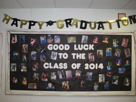 Annual Senior Class Photo Board - Senior Graduation Board  #librarybulletinboard Senior Class Board Ideas, Senior Class Decoration Ideas, Pictures In Library, Senior Bulletin Board Ideas, Class Officers, Seniors 2025, Farewell Party Decorations, Graduation Board, Senior Board