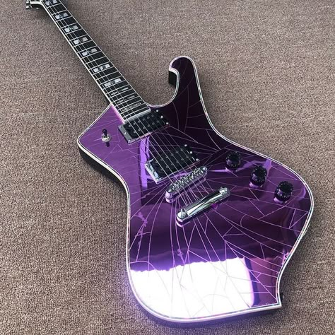 Guitar Purple, Purple Guitar, Electric Guitar Design, Guitar Obsession, Custom Electric Guitars, Purple Mirror, Lavender Haze, Guitar Pics, Guitar Painting