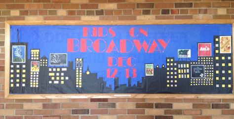 A school bulletin board for an elementary variety show featuring different broadway musicals. Musical Bulletin Board Ideas, Broadway Bulletin Board, Balloons Over Broadway, Elementary School Bulletin Boards, Music Bulletin Board, Music Bulletin Boards, Scenery Ideas, Art Bulletin Boards, Dance Education