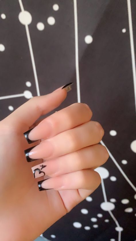 Letter On Nails Design, Acrylic Nails With Bf Initials Black, Bf Nail Initial, A Letter Nails, Letter A Nail Designs, Cute Nails With A Initial, A Initial On Nails, Letter D Nails, Letter Nail Designs Initials French Tip