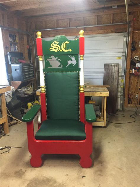 Santa chair  Perfect example of building something from a pic I saw.  No need to pay $50 for the plans Santa’s Chair Diy, Grinch Chair Diy, Diy Santa Chair For Pictures, Santa Chair Diy, Santa Chairs, Santa's Chair, Steampunk Santa, Christmas Presents For Grandparents, Santa Chair