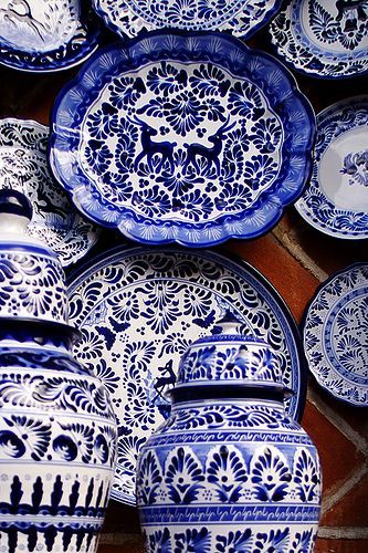 Design Quiz- Traditional Blue and White Pottery, pottery from around the world, how to identify blue white pottery Blue And White Plates, Talavera Pottery, White Dishes, White Pottery, Blue Pottery, Blue And White China, Mexican Pottery, White Plates, White China