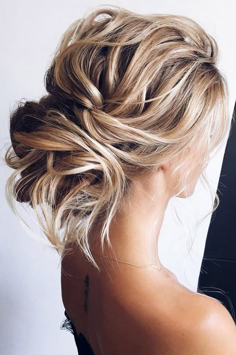 wedding updos curly messy low bun on medium blonde hair lena bogucharskaya via instagram Formal Wedding Hairstyles, Medium Blonde Hair, Loose Updo, Wedding Hairstyles Bride, Messy Updo, Elegant Wedding Hair, Medium Blonde, Wedding Hair Inspiration, Low Bun