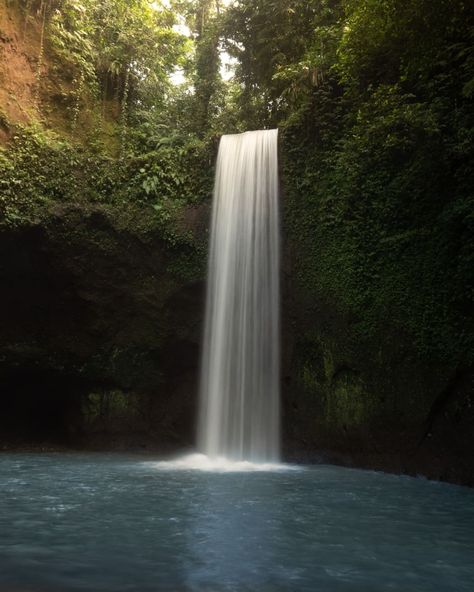 waterfall-tibumana-bali-long-exposure Tibumana Waterfall, Bali Accommodation, Bali Waterfalls, Long Exposure Photos, Long Exposure Photography, Light Trails, Small Waterfall, Slow Travel, Long Exposure