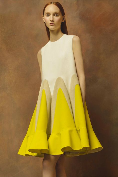 Resort 2017 Fashion, Fashion Weeks, Mode Inspiration, Fashion 2017, Fashion Details, Runway Fashion, High Fashion, Fashion Show, Ready To Wear