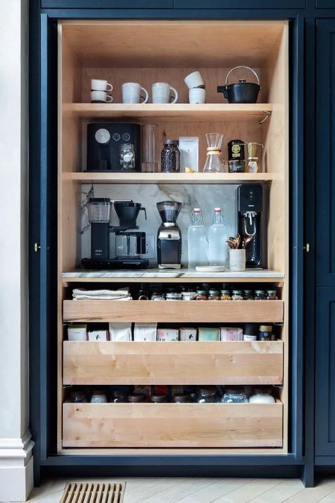 28+ Coffee Station Ideas Built Into Your Kitchen Cabinets - Decor Snob Kaffe Station, Coffee Maker Cleaning, Coffee Station Kitchen, Extra Kitchen Storage, Athena Calderone, Appliance Garage, Design Café, Home Coffee Stations, Bar Designs