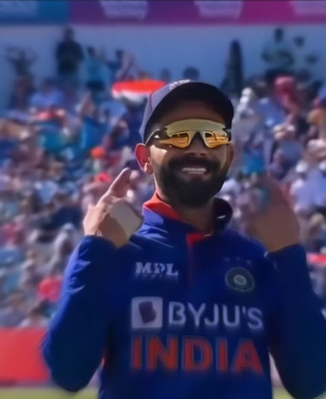 Virat Kohli pics Virat Kohli Fake Smile, Virat Kohli Smile Pic, Virat Kohli Smile, Virat Kohli Funny, Smile Pic, Joker Smile, Fake Smile, Virat Kohli, Funny Pics