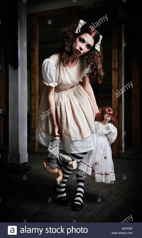 Broken Doll Halloween Costume, Scary Girl Costumes, Scary Girl Halloween Costumes, Scary Doll Costume, Broken Doll Halloween, Creepy Doll Costume, Porcelain Doll Costume, Creepy Halloween Costumes, Ghost Halloween Costume