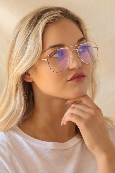 Blue Light Filter Glasses, Classic Glasses Frames Women, Aviator Glasses For Women, Clear Aviator Glasses, Gold Aviator Glasses, Glasses Aviator, Glasses Styles, Glasses For Face Shape, Chic Glasses