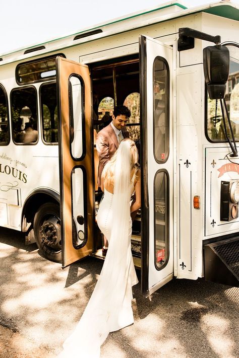 Trolley Wedding Photos Wedding Trolley Pictures, Trolley Wedding Photos, Trolley Pictures, Trolley Wedding, Wedding Trolley, Creative Wedding Pictures, Wedding Shot List, Missouri Wedding, St Louis Wedding