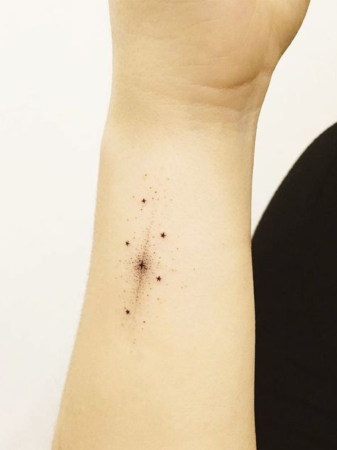 Basic Tattoo Ideas, Cosmic Tattoo, Basic Tattoos, Tattoo Trend, Galaxy Tattoo, Star Tattoo, Original Tattoos, Space Tattoo, Cute Tattoos For Women