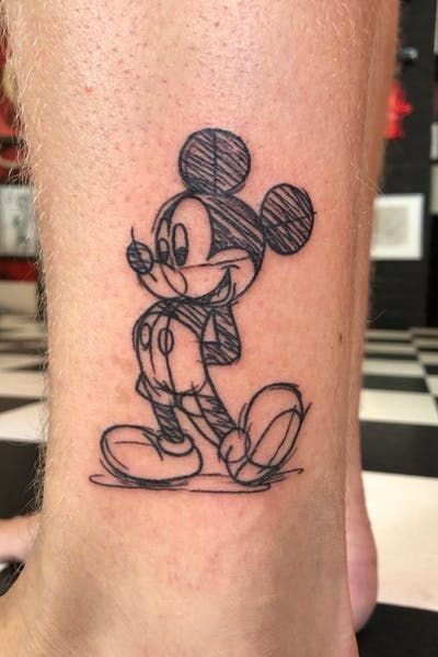 Disney Couple Tattoos, Disney Stitch Tattoo, Mouse Tattoo, Mickey Tattoo, Mickey Mouse Tattoo, Mickey Mouse Sketch, Mum Tattoo, Cute Owl Tattoo, Mouse Sketch