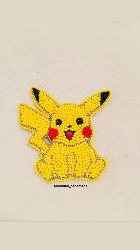 Pikachu Beads, Powwow Outfits, Pokemon Jewelry, Pokemon Bead, Pow Wow, Brooches Handmade, Beaded Brooch, Cute Pokemon, Beaded Embroidery