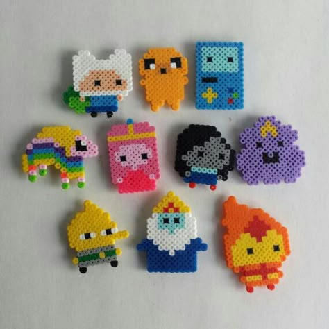 Minecraft Slime, Perler Beads Ideas, Melt Beads Patterns, Hama Art, Having Friends, Hamma Beads Ideas, Easy Perler Bead Patterns, Melty Bead Patterns, Pearl Beads Pattern