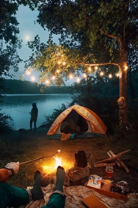 Camping Illustration, Camping Photo, Camping Vibes, Camping Photography, Camping Aesthetic, Camp Vibes, Camping Essentials, Summer Bucket List, Camping Life