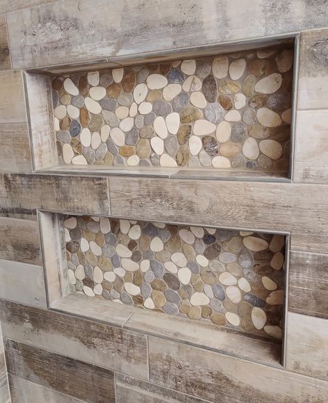 River Rock Shower Niche in Fremont, CA Rustic Walk In Shower Ideas River Rocks, River Rock Shower Ideas, Niches Design, River Rock Bathroom, Bathtub Tile Surround, River Rock Shower, Marble Shower Walls, Niche Shelves, Southwest House