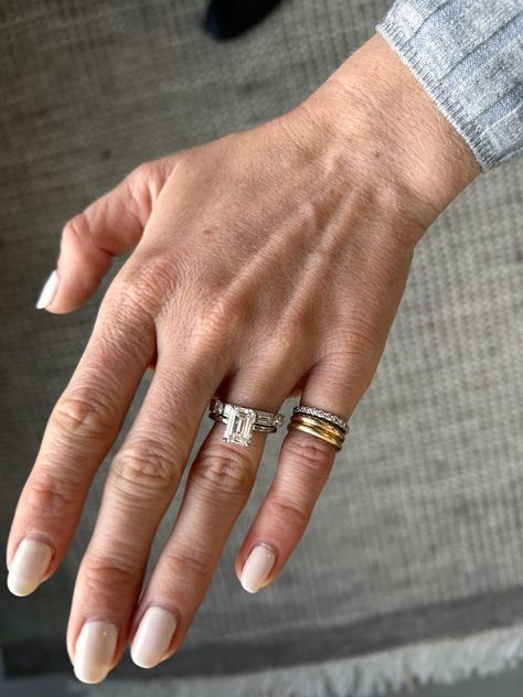 Pinky Ring Next To Wedding Ring, Stacked Pinky Rings, Pinky Ring With Engagement Ring, Classic Ring Stack, Ring Stack With Engagement Ring, Gold Rings Stack, Pinky Ring Stack, Emerald Engagement Ring Stack, Engagement Rings Stacked