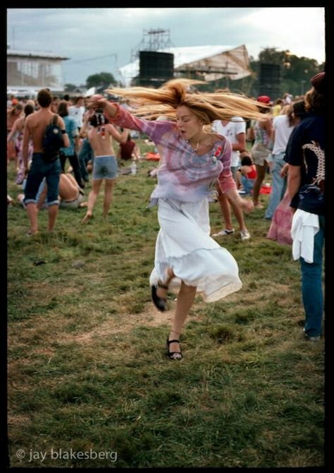 hey, I had those same shoes ... embroidered Chinese slippers, about $5 Stinson Beach, Woodstock 1969, Dangerous Minds, The Jam Band, Hippie Chick, Embrace Life, Dance Photos, Grateful Dead, Lady And Gentlemen