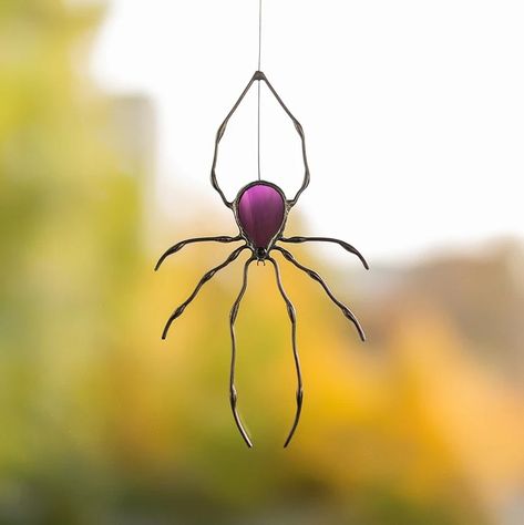 Spider Stained Glass Suncatcher Halloween Indoor Decor Unique Window Hangings Gifts for Friend - Etsy Horror Spider, Gothic Halloween Decorations, Stained Glass Spider, Hot Pink Decor, Stained Glass Window Clings, Stained Glass Window Hangings, Spectrum Glass, Gifts For Friend, Stained Glass Angel