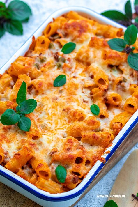 Al Forno Pasta Recipe, Pasta Al Forno Recipe, European Food, Rigatoni, Pizza Pasta, Pasta Recipes, Baby Food Recipes, Workout Food, Family Meals