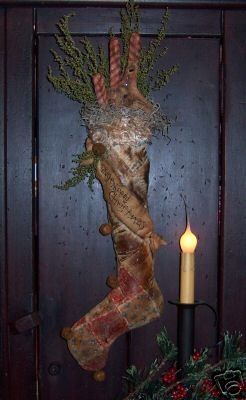 /pattis-ratties-primitive-gingerbread Primitive Christmas Tree Ideas, Primitive Santa Patterns, Primitive Christmas Patterns, Primitive Gingerbread, Primitive Christmas Tree, Winter Patterns, Fireplace Stockings, Primitive Patterns, Primitive Santa