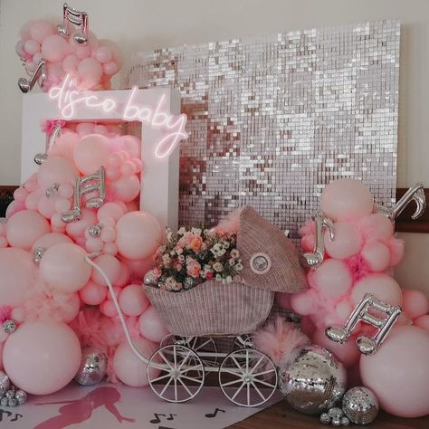 🎀🪩 Disco Baby 🪩🎀 My florals were just a small part of this family’s milestone baby shower. I’m so grateful to have worked with @jenniferruthevents for this event and watch her work her magic. ✨ Style, Design, Planner: @jenniferruthevents Balloons & Backdrop: snappopparty Florals: @brittney.designs Signage/Vinyl: @confettiology Host: @allyenamarie Disco Baby Shower Theme, Disco Baby Shower Ideas, Balloons Backdrop, Bow Baby Shower, Star Shower, Balloon Backdrop, Baby Shower Theme, Disco Ball, Girl Baby Shower