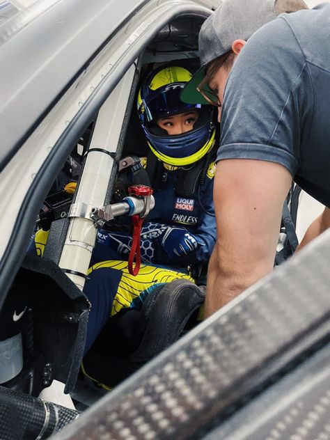 F1 Driver Aesthetic, Female F1 Driver Aesthetic, Driver Aesthetic, Female Racecar Driver, Racecar Driver, Female Racers, F1 Driver, Boy Poses, Future Mom