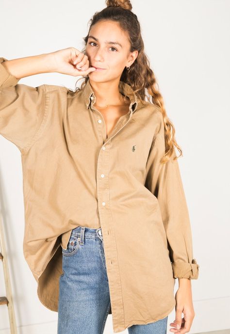 Oxford Shirt Women Outfit, Oversized Oxford Shirt, Shirt Women Outfit, Button Up Shirt Outfit, Oxford Shirt Women, Oxfords Outfit, Button Down Outfit, Oversized Shirt Outfit, Women Outfit