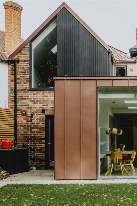 Structural apex windows and frameless rooflights enhance the design and create a light-filled space. Terrace Extension, Small House Extensions, Brick Extension, Side Return Extension, Single Storey Extension, Minimal Windows, House Extension Plans, Victorian Terrace House, Roof Extension