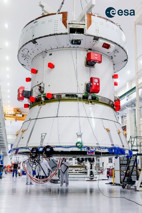 The European Service Module-2 and Orion crew module adapter for the Artemis II Orion spacecraft was moved into the Final Assembly and System Testing (FAST) cell inside NASA's Operations and Checkout Building at NASA's Kennedy Space Center in Florida, USA, on 22 May 2023. The spacecraft modules will be integrated with the crew module before being handed over to NASA's Exploration Ground Systems for fuelling. Orion Spacecraft, Mission Control, Space Center, Space Program, May 2023, Florida Usa, Spacecraft, Nasa, Building