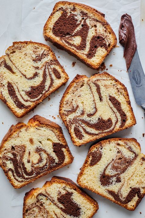 Marble Desserts, Cake Marble, Cake Wallpaper Aesthetic, Marble Cake Packaging, English Cake, Marble Cake Photography, Marble Cake Aesthetic, Marbled Cake, Marble Pound Cake