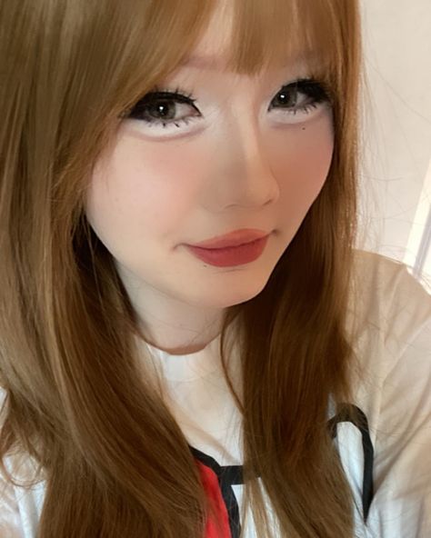 Gyaru Himekaji, Casual Gyaru Makeup, Gyaru Make Up, Subtle Gyaru Makeup, Gyaru Makeup No Lashes, Gyaru Wallpaper Phone, Gyaru Wallpaper, Hime Gyaru Makeup, Haady Gyaru Makeup