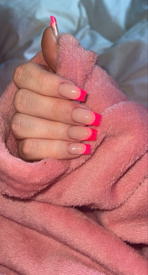 Pink French tip 
French tip
Baby pink Double Pink French Tip, Dark Pink French Tip Nails, Bright Pink French Tip Nails, Hot Pink French Tip Nails, Hot Pink French Tips, Pink Tip Nails, Pink French Tip, French Tip Acrylics, Pink French