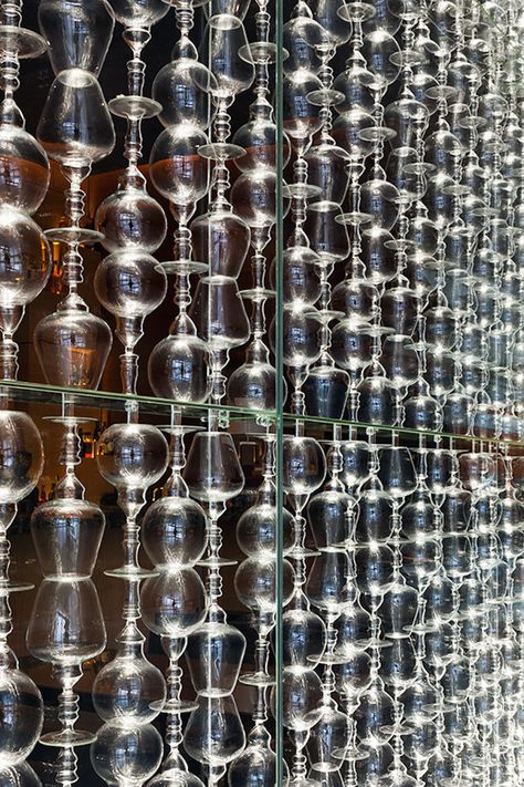 Wood Trellis, Partition Screen, Wine Store, Partition Wall, Screen Design, Hotel Design, Restaurant Interior, Wall Treatments, Wine Bar