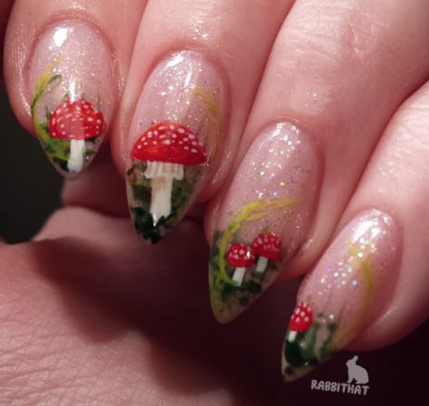 Orange Mushroom Nails, Rainbow Mushroom Nails, Toadstool Nails, Woodland Nails, Mushroom Nail Designs, Mushroom Cosplay, Cozy Nails, Short Oval Nails, Cartoon Nails