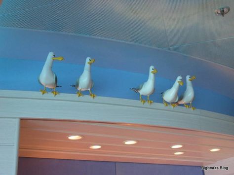 Perched seagulls - Finding Nemo Finding Nemo Bedroom Ideas, Finding Nemo Mural, Finding Nemo Bedroom, Finding Nemo Bathroom Ideas, Nemo Nursery Ideas, Finding Nemo Room, Finding Nemo Room Decor, Finding Nemo Bathroom Decor, Finding Nemo Decor