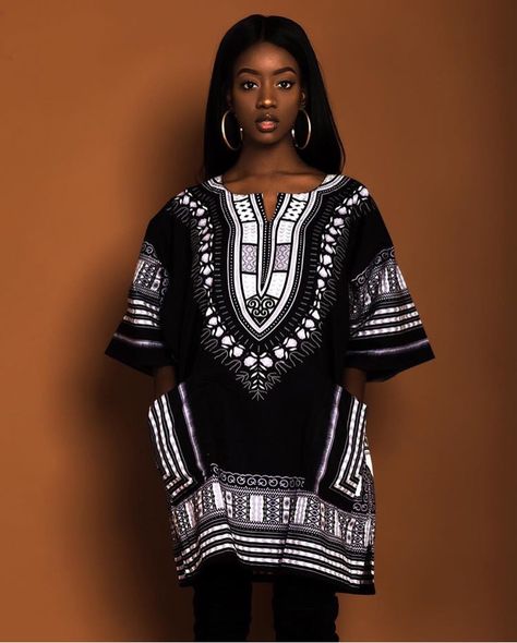 Dashiki Outfit, Nigerian Fashion Ankara, Dashiki Fashion, African Blouses, Ankara Clothing, Dashiki Shirt, Ankara Dress Styles, African Fashion Designers, African Dresses Modern