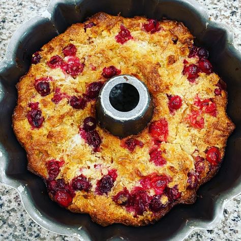 Cranberry Bread Pudding — AT HOME WITH REBECKA Cranberry Bread Pudding, Cranberry Cake Recipe, Cranberry Cake, Dried Orange Peel, Cranberry Bread, Pecan Cake, Frozen Cranberries, Apple Cranberry, Food Challenge