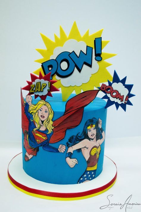 Super Woman Cake, Super Girl Cake, Sprinkle Drip Cake, Wonder Woman Cake, Superhero Cakes, Amazing Cake Decorating, Hand Painted Cake, Wonder Woman Party, Wonder Woman Birthday