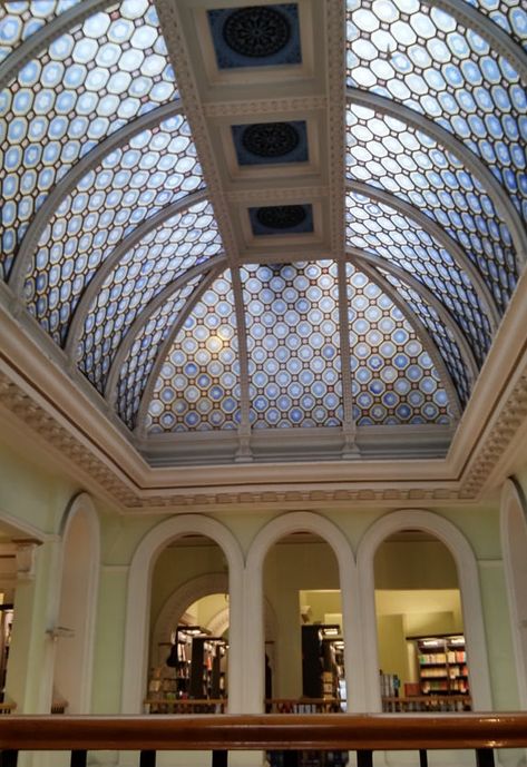 Victorian Skylight, Stained Glass Skylight, Dome Skylight, Glass Dome Ceiling, Diy Beauty Gifts, Victorian House Interiors, Ceiling Domes, Architecture Decoration, Dome Ceiling