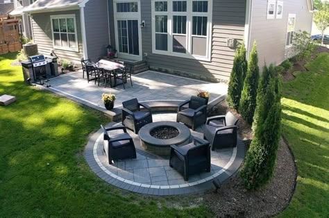 Fire Pit Off Deck Ideas, Pavers Backyard Fire Pit, Backyard Concrete Patio With Fire Pit, Concrete Patio With Grill Area, Two Tiered Patio, Asphalt Patio Ideas, Backyard Concrete Patio Designs Layout, Fire Pit Designs Seating Areas, Small Backyard Ideas With Fire Pit